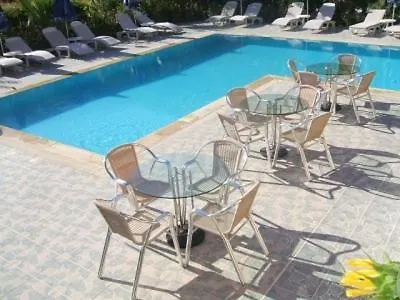 Margarita Hotel *